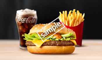 ワイルドスパイシービーフ+ポテトM+ドリンクMセット 640円