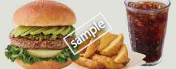 クラシックアボカドバーガー+ポテトセット 880円