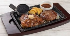 熟成赤身ロースステーキ150g&手ごねビーフハンバーグ約150g サラダバー食べ放題付き