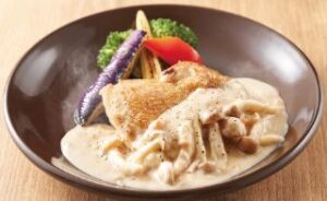 若鶏のグリルポルチーニと濃厚チーズのシチューソース